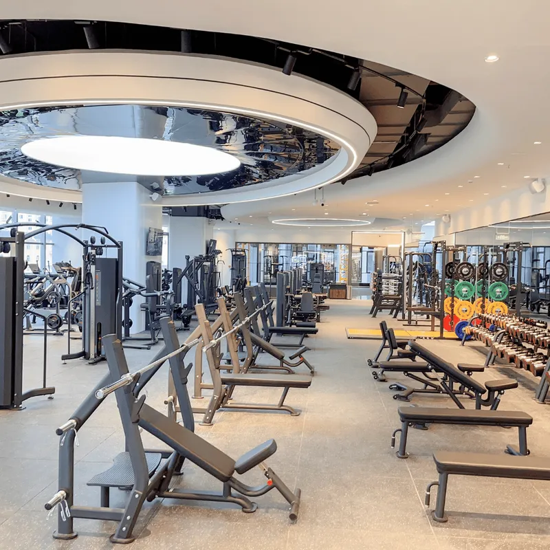 Salle de fitness équipée par Atletisport