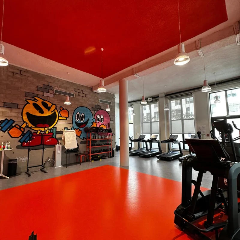 Espace forme aménagé par Atletisport au siège Europe de Bandai Namco à Lyon